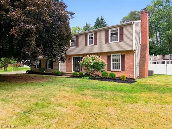 924 Pittsburg Nw Avenue, North Canton, OH 44720