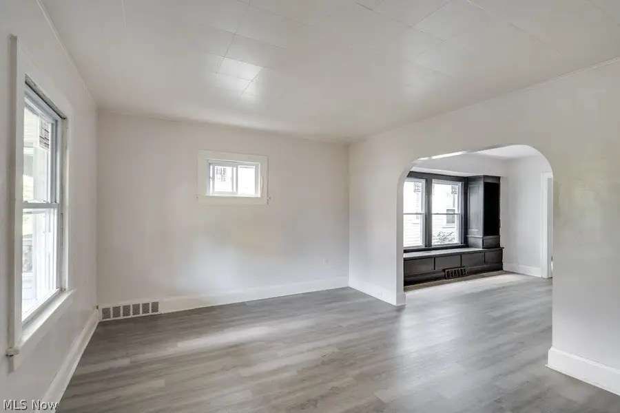 11701 Gay Avenue, Cleveland, OH 44105 - #3