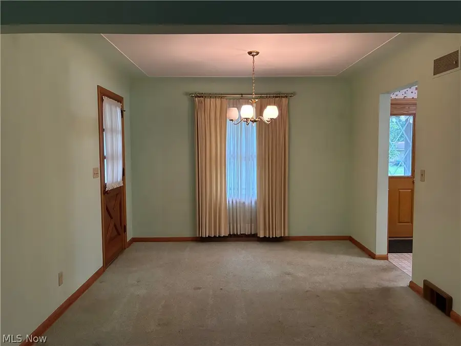 464 Catherine Street, Youngstown, OH 44505 - #3