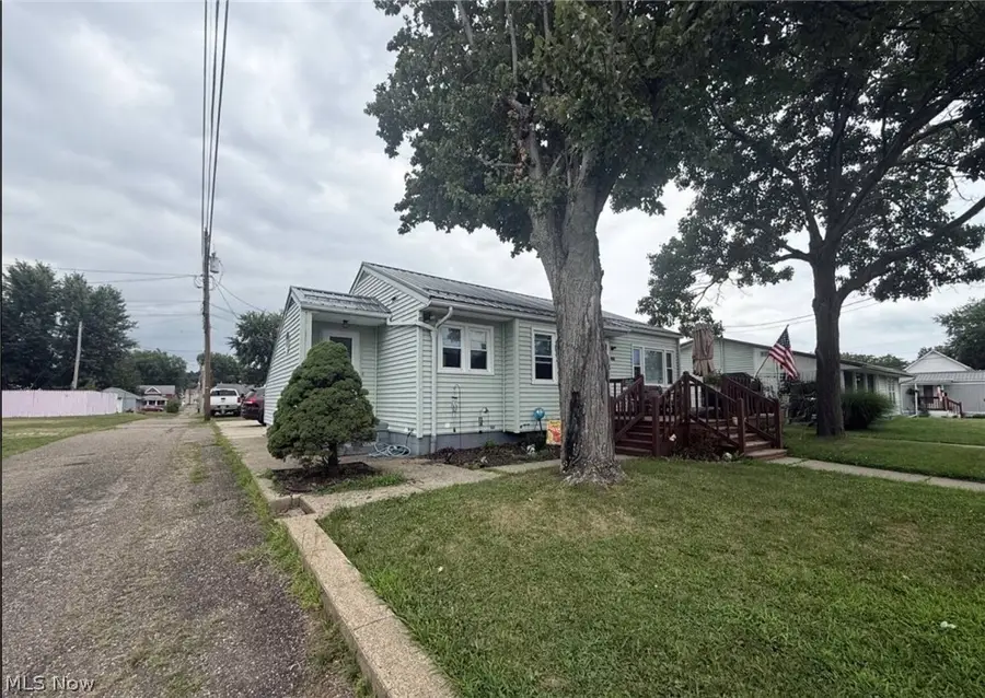 440 Center Street, Newcomerstown, OH 43832 - #2