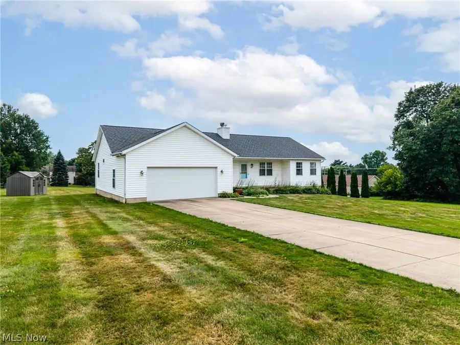 135 Northpark Drive, Wadsworth, OH 44281 - #2