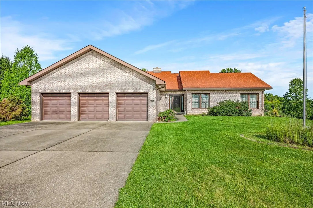 704 Colliers Way, Weirton, WV 26062 - #1