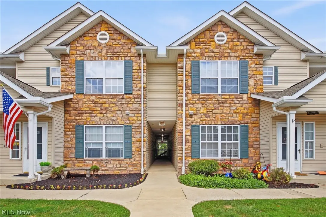 14926 Lenox Drive #526, Strongsville, OH 44136 - #1