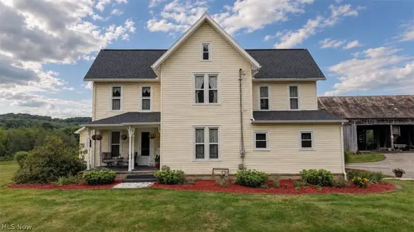 1031 Stonecreek Sw Road, New Philadelphia, OH 44663