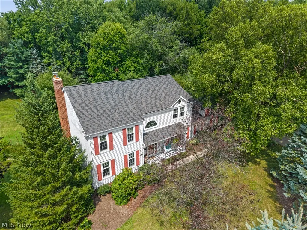 8572 Lake In The Woods Trail, Chagrin Falls, OH 44023 - #1