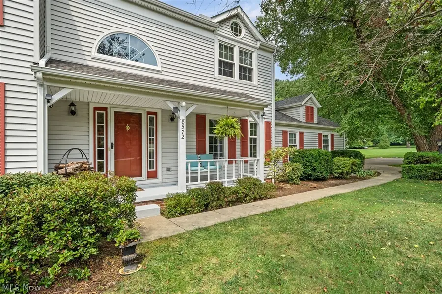 8572 Lake In The Woods Trail, Chagrin Falls, OH 44023 - #2