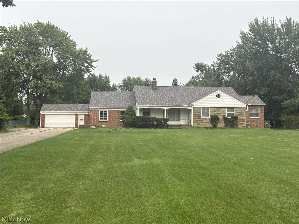 6471 Olde York Road, Parma Heights, OH 44130 - #1