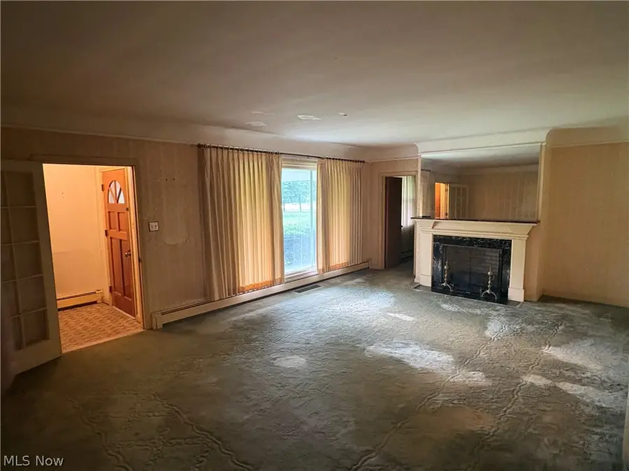 6471 Olde York Road, Parma Heights, OH 44130 - #2