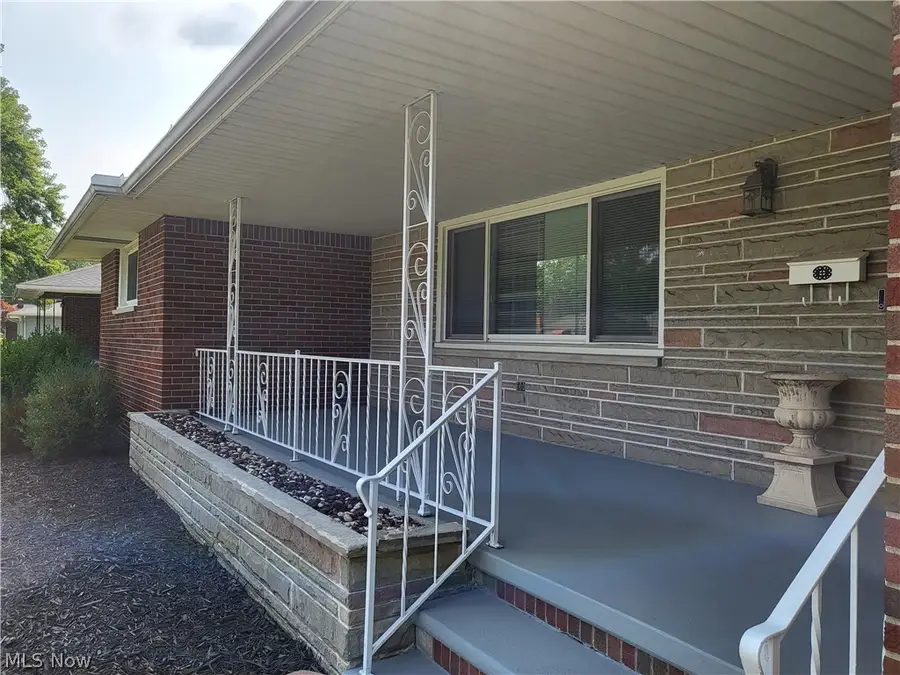 1731 W 36th Street, Lorain, OH 44053 - #3