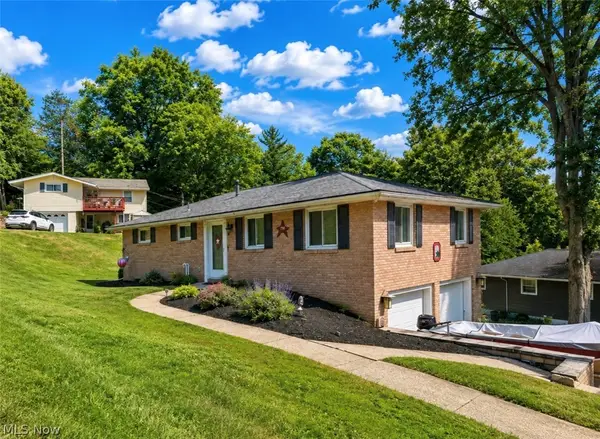 1739 Evergreen Park Drive, Coshocton, OH 43812
