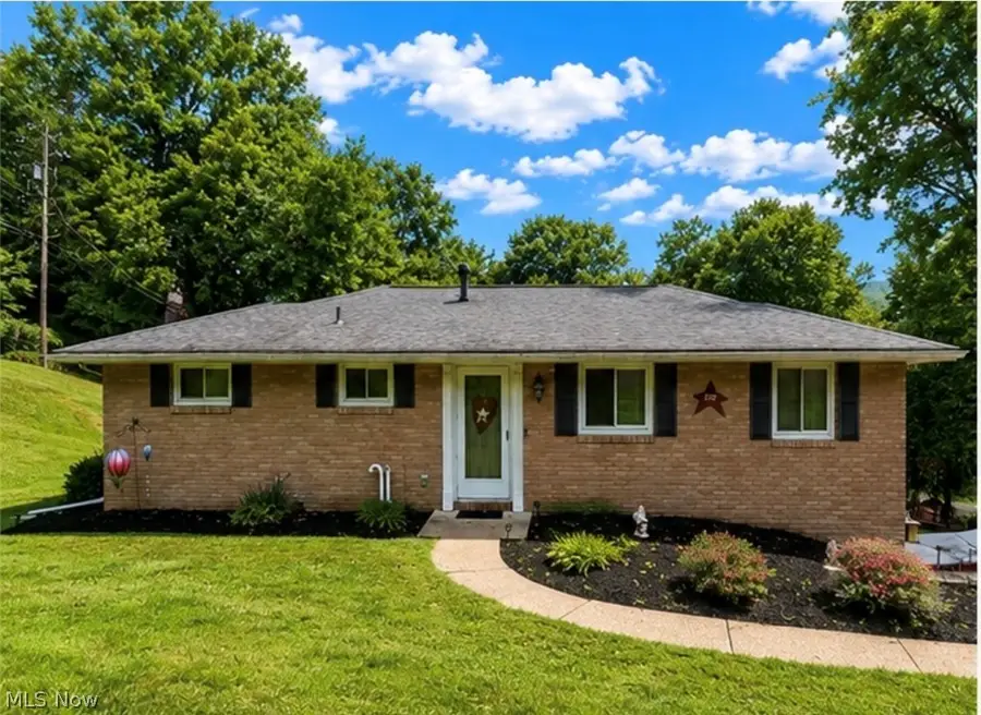 1739 Evergreen Park Drive, Coshocton, OH 43812 - #2