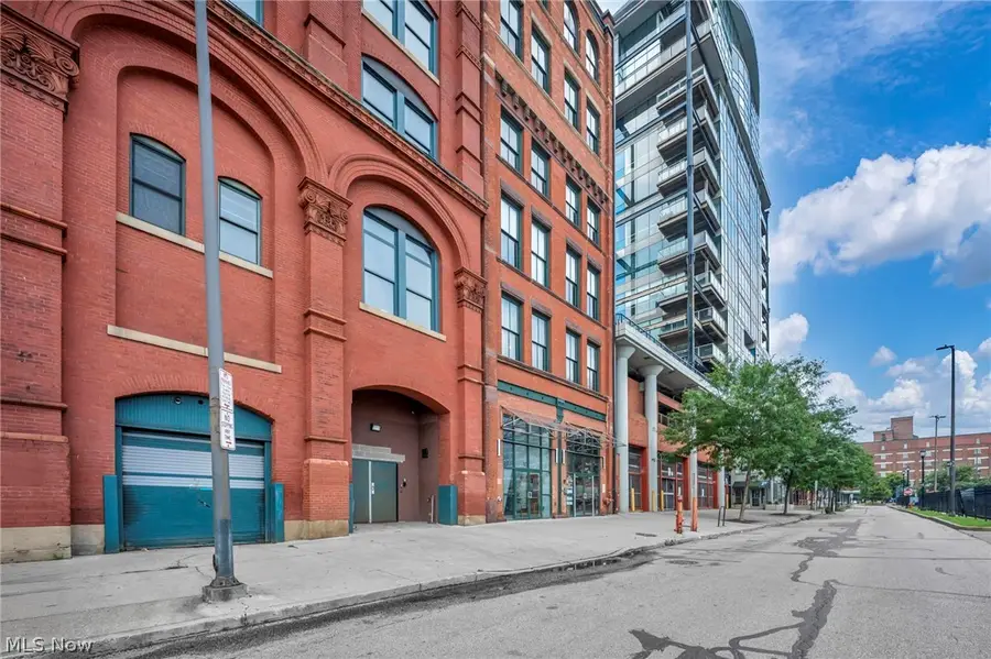 635 W Lakeside Avenue #600, Cleveland, OH 44113 - #2