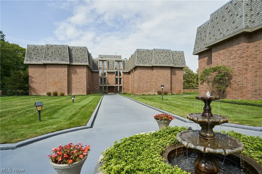 2385 Covington Road #304, Fairlawn, OH 44313 - #2