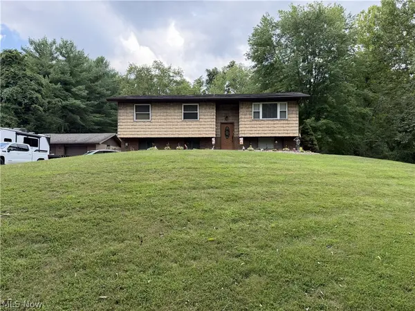 267 Roberts Drive, Belpre, OH 45714