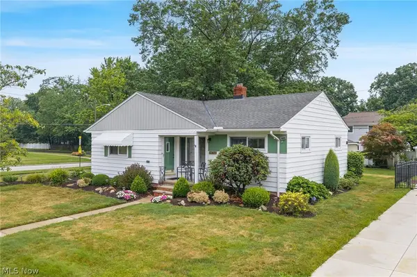 26742 Henry Road, Bay Village, OH 44140