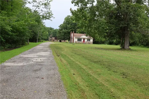 2938 Som Center Road, Willoughby, OH 44094