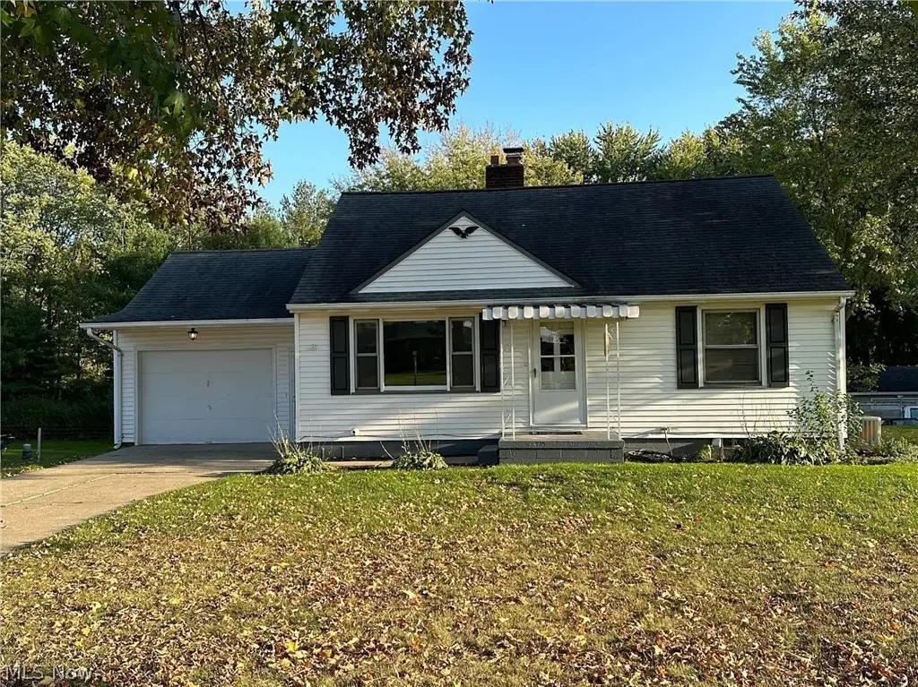 9934 Georgetown Ne Street, Louisville, OH 44641 - #1