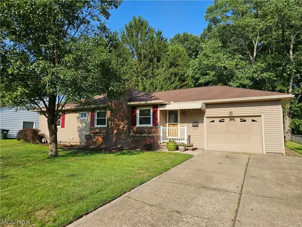2819 Outlook Drive, Silver Lake, OH 44224