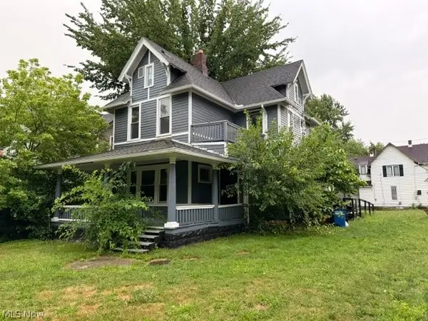 3717 Archwood Avenue, Cleveland, OH 44109