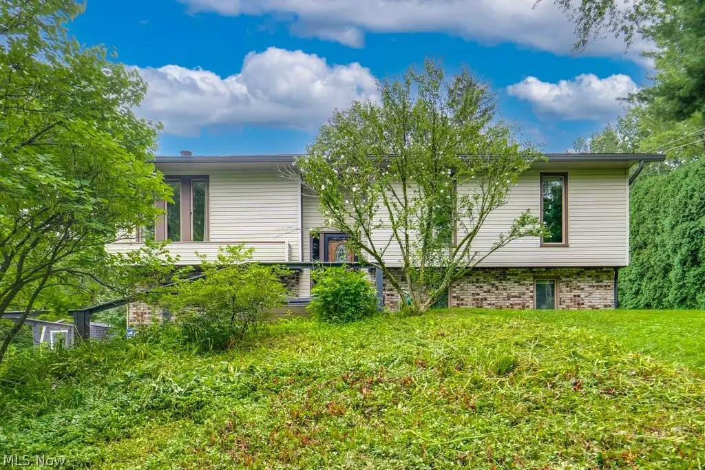 1384 Northeast Avenue, Tallmadge, OH 44278 - #1