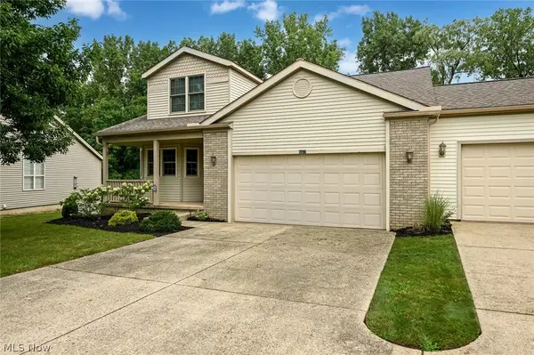 4007 Falconswalk Court, Stow, OH 44224