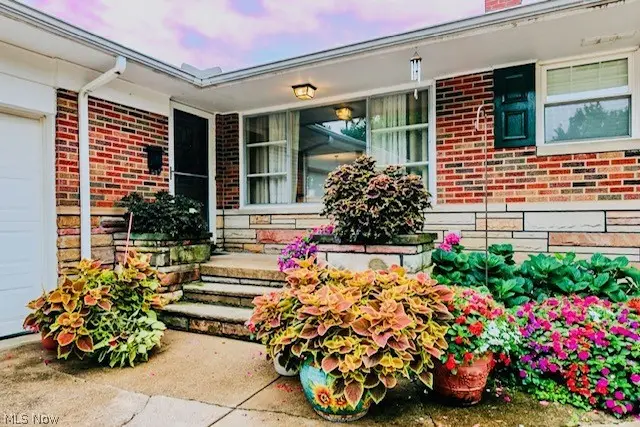1934 Caronia Drive, Lyndhurst, OH 44124 - #2