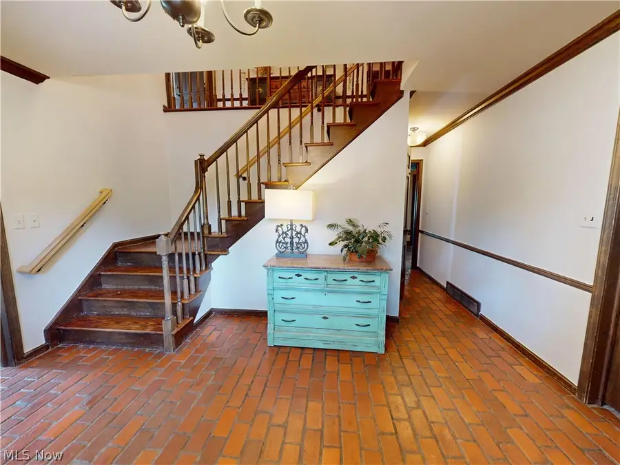 3554 Rolling Hills Drive, Pepper Pike, OH 44124 - #3