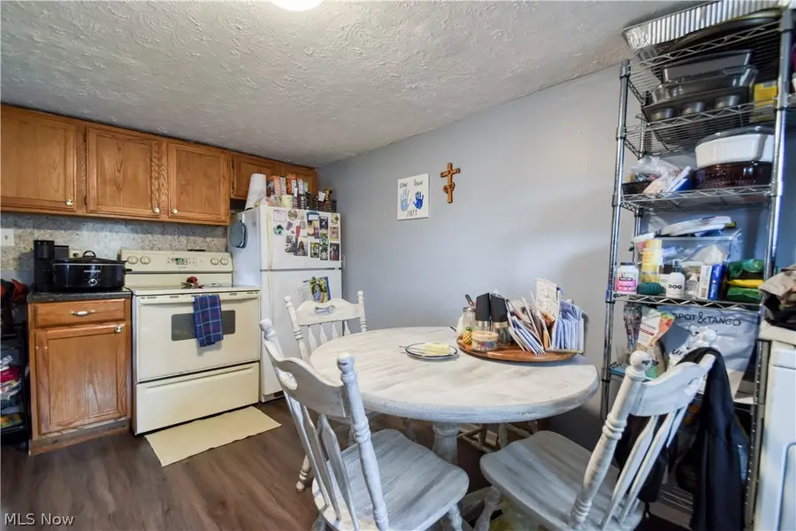 902 Quentin Road, Eastlake, OH 44095 - #3