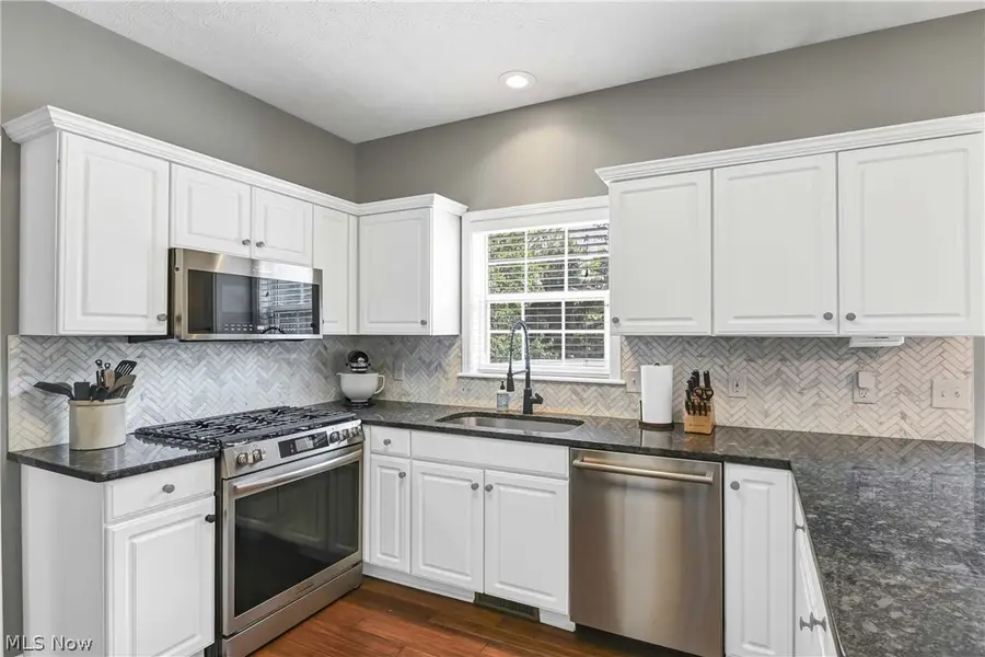 149 Brentwood Drive, Hudson, OH 44236 - #3