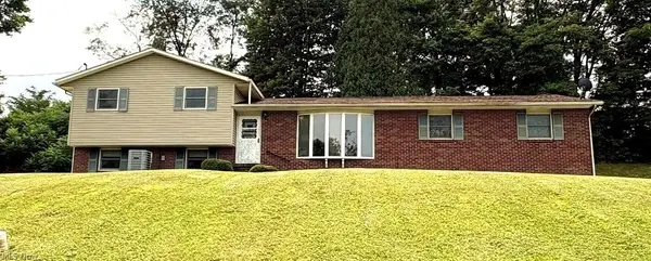 5044 Amsterdam Se Road, Carrollton, OH 44615