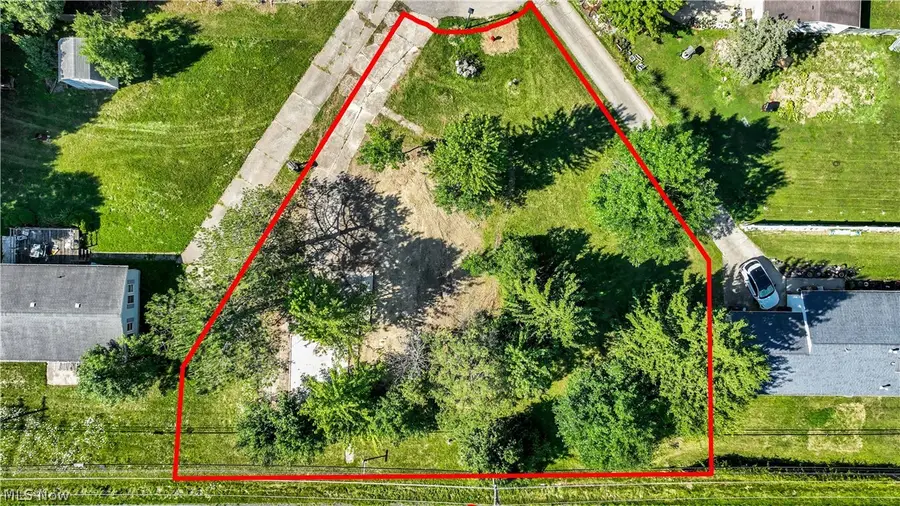 468 Stallion Court, Lagrange, OH 44050 - #2