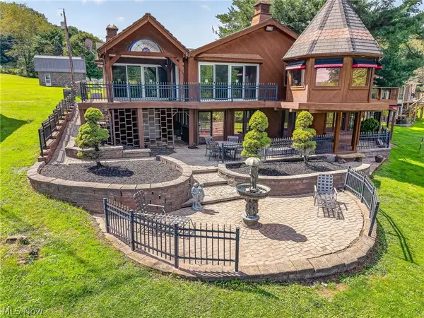 1436 Magnolia Sw Road, Dellroy, OH 44620