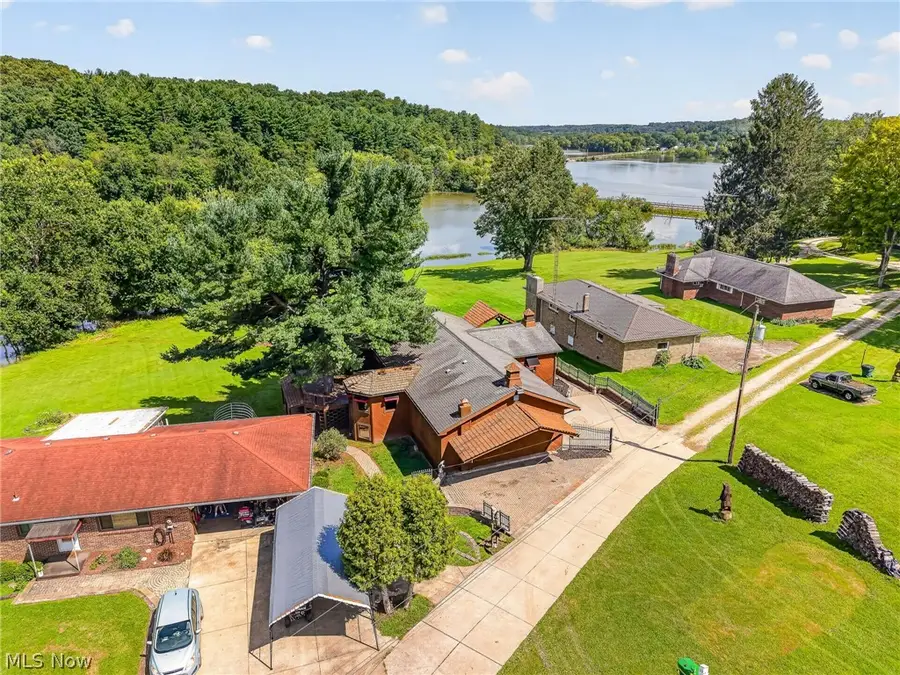 1436 Magnolia Sw Road, Dellroy, OH 44620 - #3