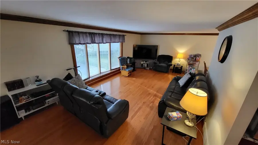3041 Belmont Drive, Brooklyn Heights, OH 44131 - #2