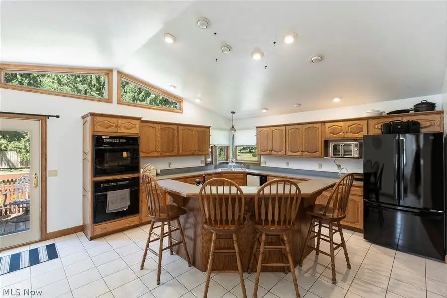 511 Milton Avenue, Wilmot, OH 44608 - #3