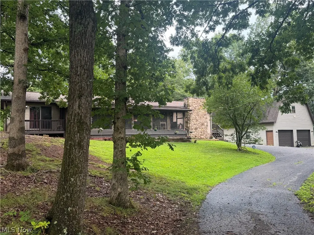 900 Dugan Road, Belpre, OH 45714 - #1