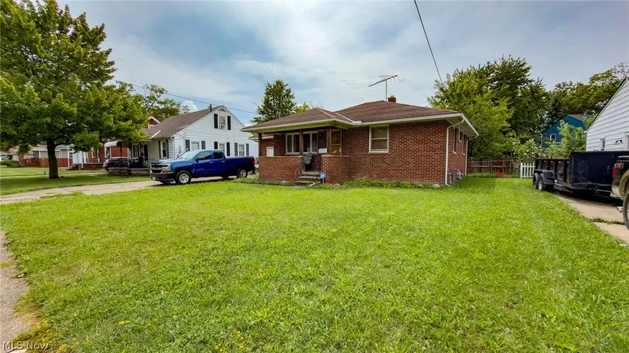 919 W 23rd Street, Lorain, OH 44052 - #3