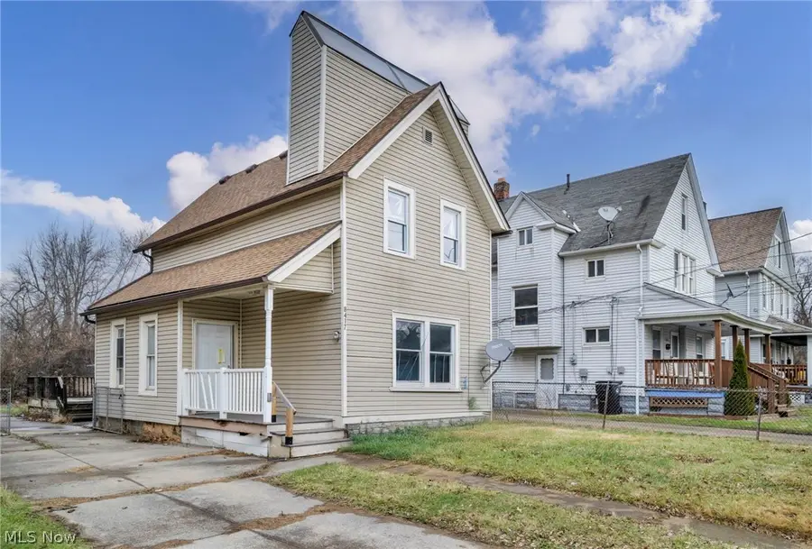 8417 Tioga Avenue, Cleveland, OH 44105 - #3