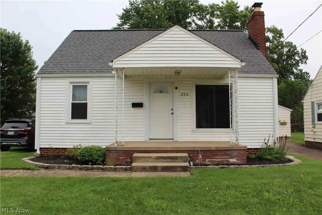 224 Pennsylvania Avenue, Louisville, OH 44641 - #1
