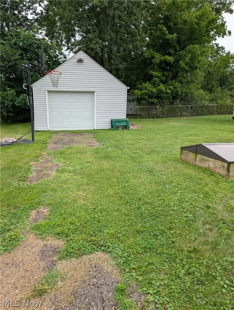 224 Pennsylvania Avenue, Louisville, OH 44641 - #3