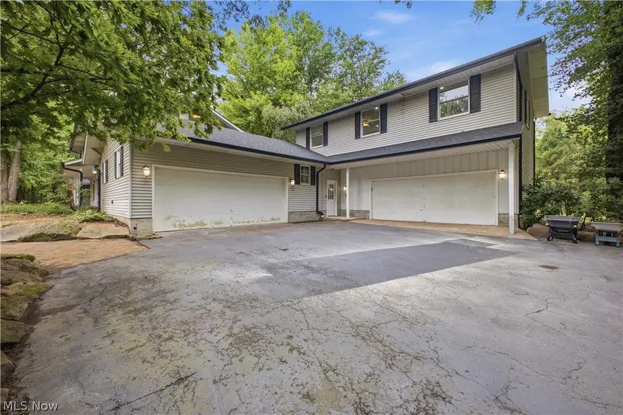 5683 Chestnut Ridge Road, Hubbard, OH 44425 - #3