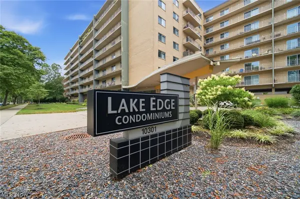 10301 Lake Avenue #521, Cleveland, OH 44102