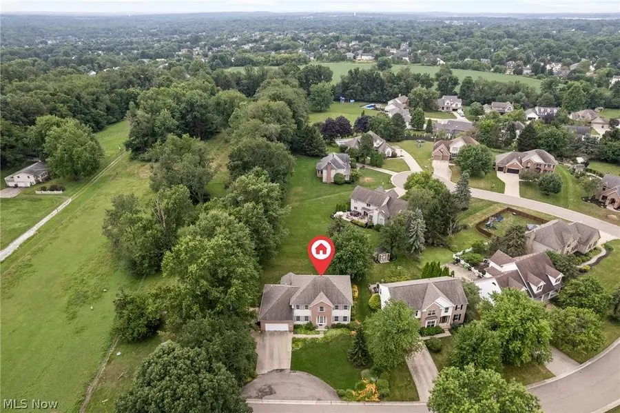 2650 Missenden Nw Street, North Canton, OH 44720 - #2