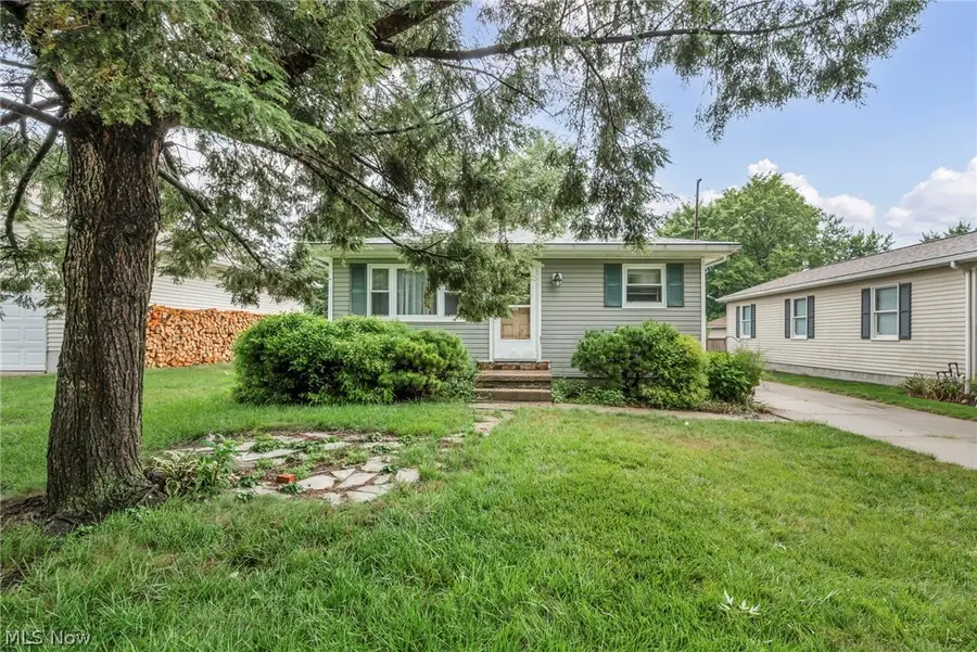 261 Fairmount Avenue, Barberton, OH 44203 - #2