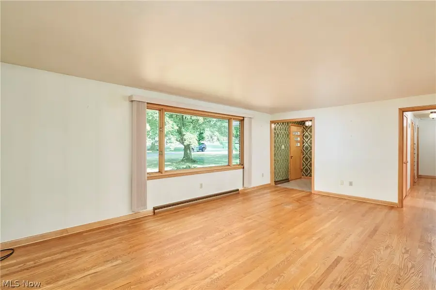 257 Fairview Avenue, Doylestown, OH 44230 - #3