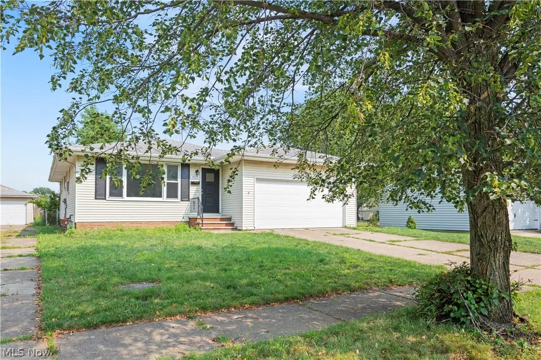 717 E 240th Street, Euclid, OH 44123 - #1