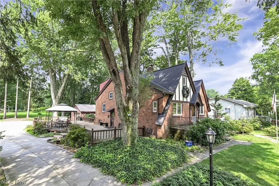 4584 Martin Drive, North Olmsted, OH 44070 - #2