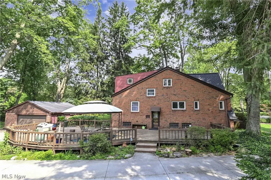 4584 Martin Drive, North Olmsted, OH 44070 - #3