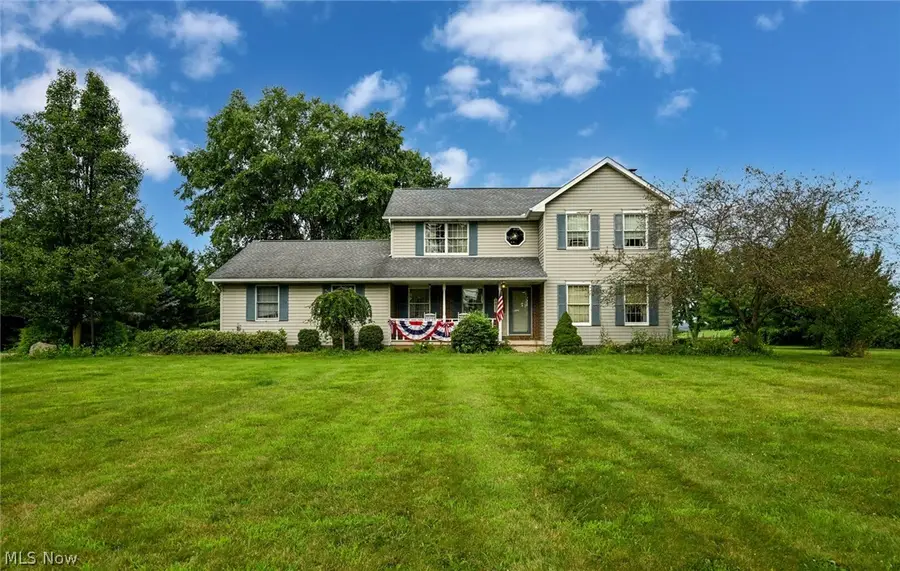 4429 Deerfield Nw Avenue, North Lawrence, OH 44666 - #2