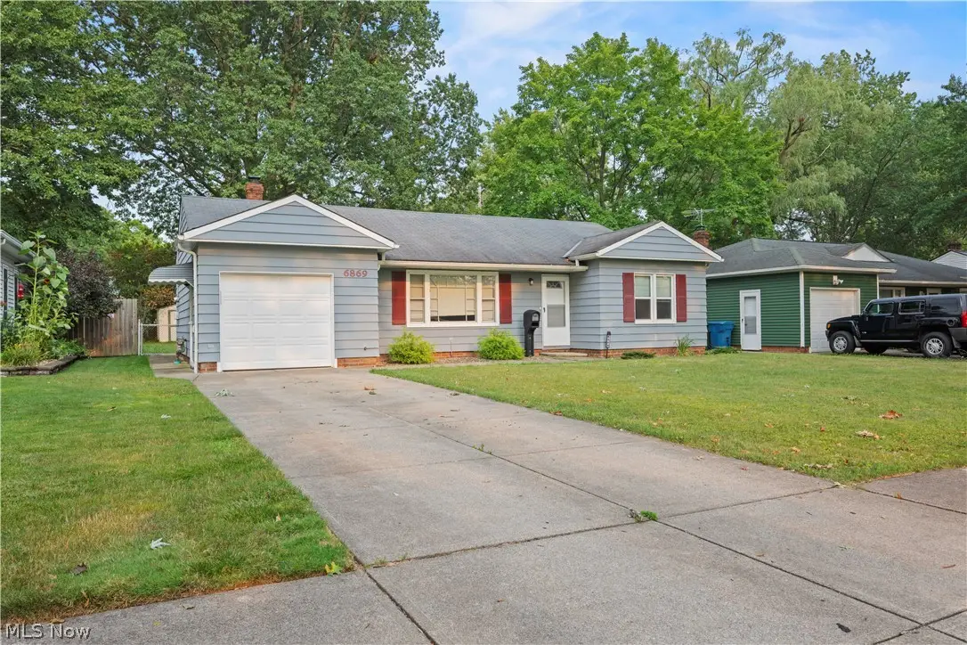6869 Oakwood Road, Parma Heights, OH 44130 - #1